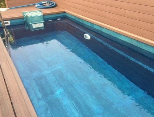Residential Swimming Pools Manufacturer in Kanpur
