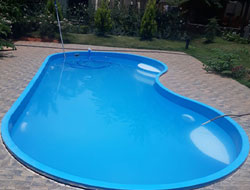 Bean Shape Swimming Pool Manufacturer in Kanpur